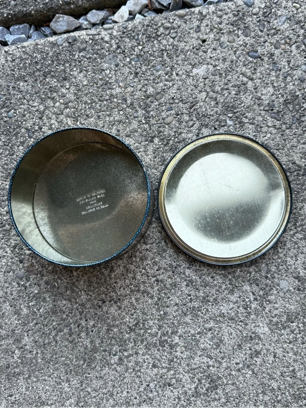 Vintage 70s Daher Floral Series Embossed Biscuit Tin Container Made in England